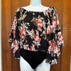 Black Floral Off Shoulder Ruffle Sleeve Bodysuit Size M‎ Fairy Whimsigoth Witch